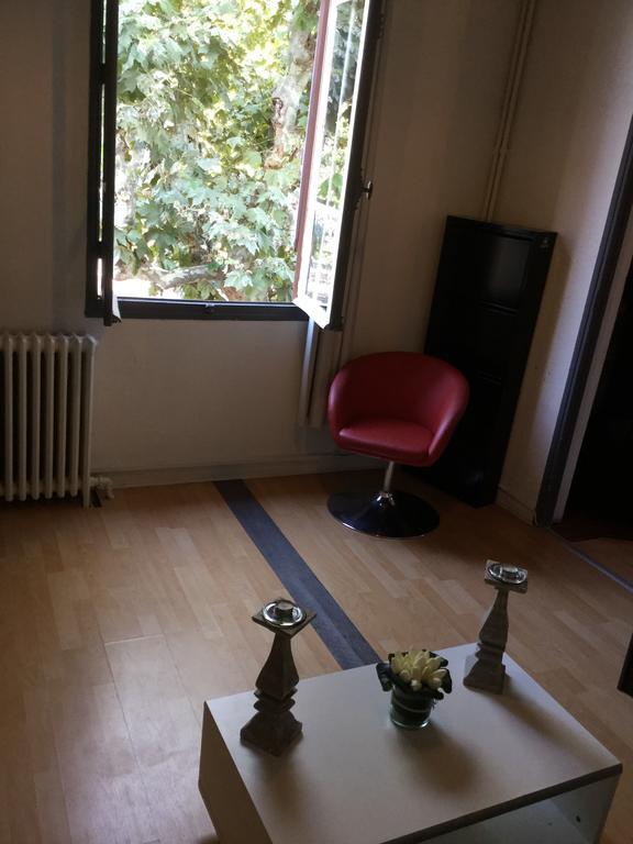 Hotel Restaurant Le 8 Mandelieu Kültér fotó