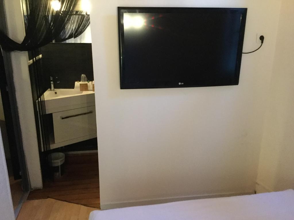 Hotel Restaurant Le 8 Mandelieu Kültér fotó