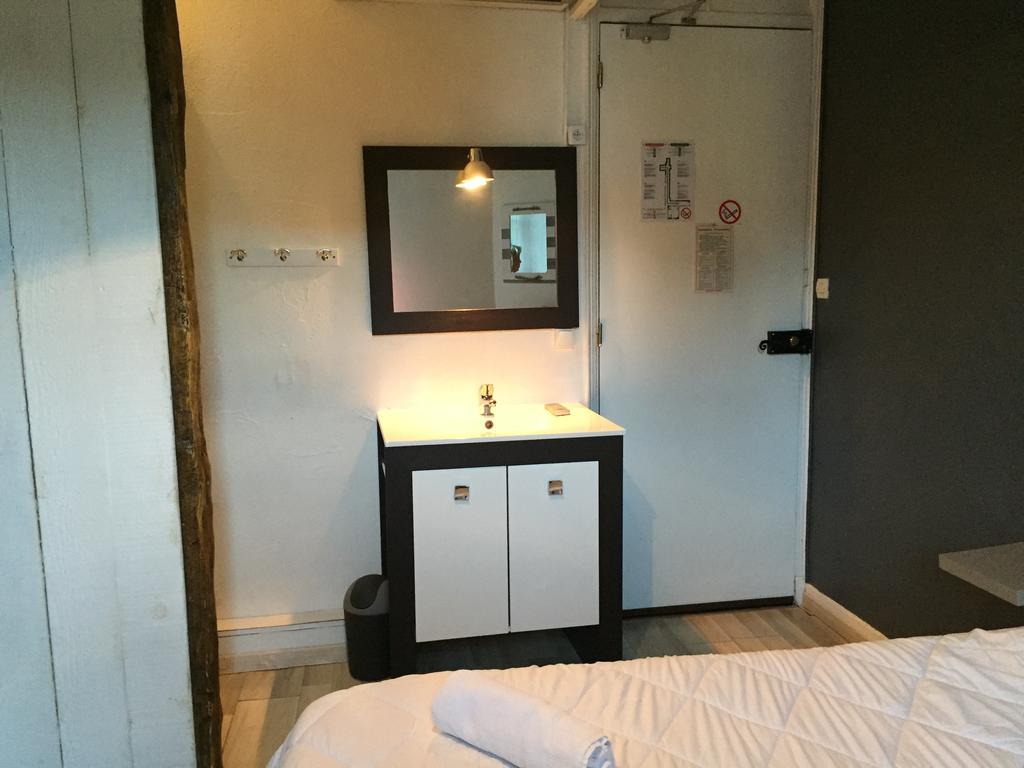 Hotel Restaurant Le 8 Mandelieu Kültér fotó